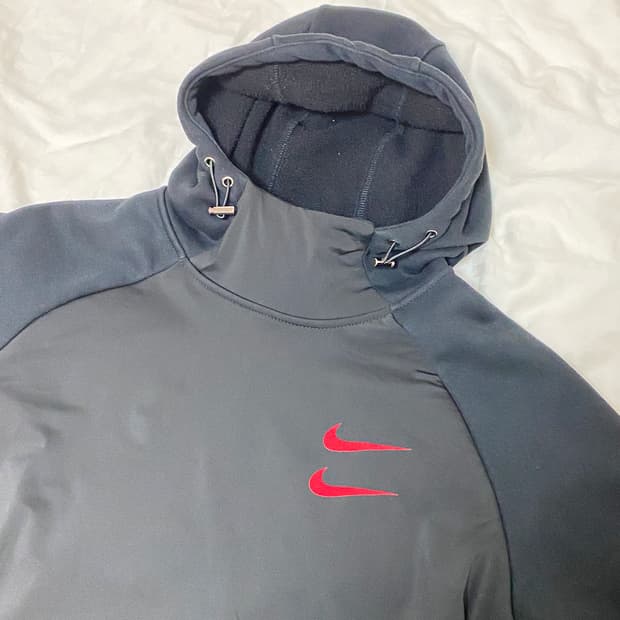 나이키 더블 스우시 후드