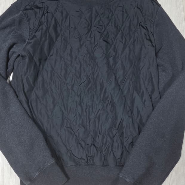 메종마르지엘라 퀄팅 맨투맨 48사이즈