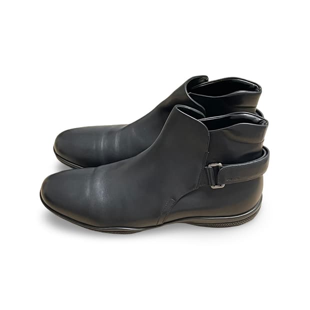 프라다 스포츠 레더 스트랩 앵클 부츠