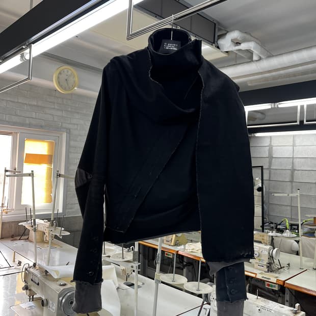 하르테올뎀 스카프자켓