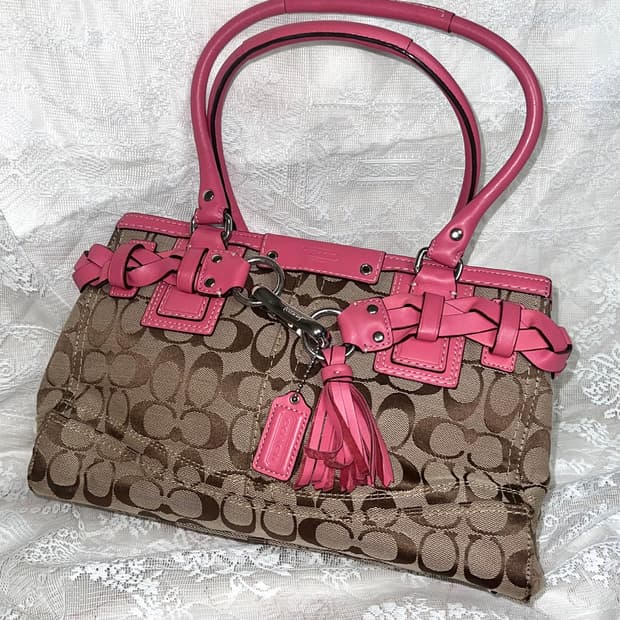 90s coach 햄튼 시그니처 캔버스 레더 브레이드 핑크 사첼백