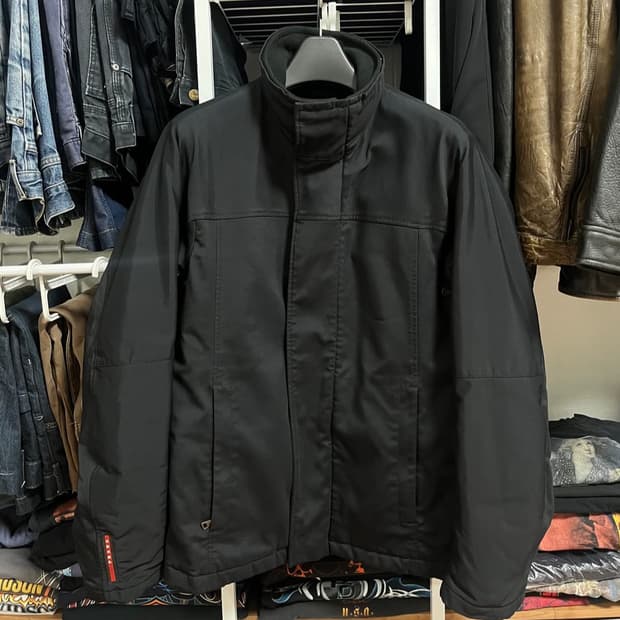 프라다스포츠 sga393 모델 구합니다