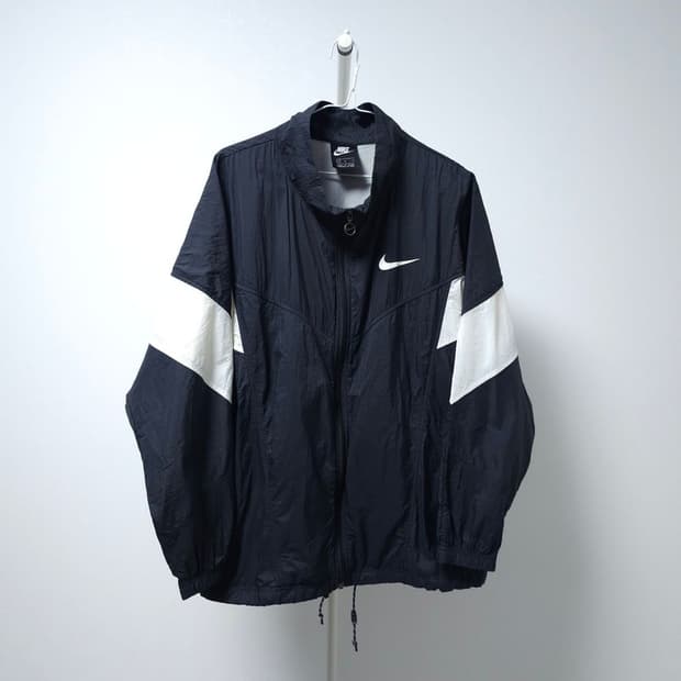 나이키 바람막이 L