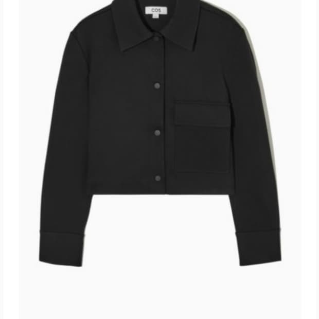 COS 크롭 트윌 자켓