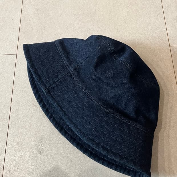 코스 데님 버킷햇