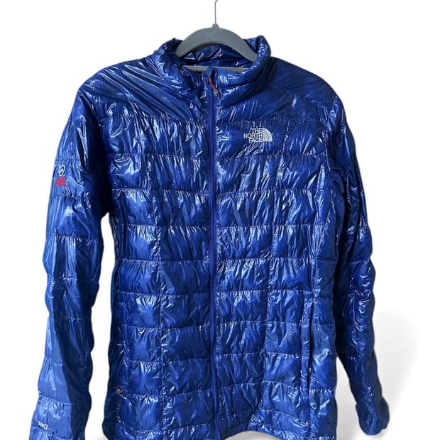 노스페이스 써밋 초경량 패딩 900필파워 95