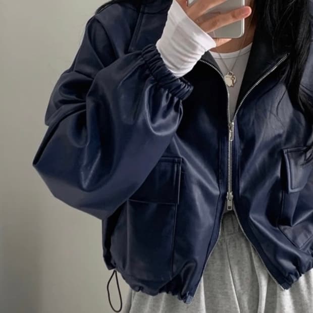 미드나잇블루 크롭 가죽자켓