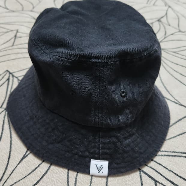 VARZAR 블랙 버킷햇 남여공용 56~60