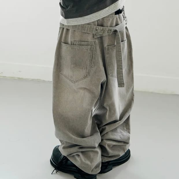 밈더워드로브 x 코인서울 벨티드 와이드 데님팬츠 2사이즈