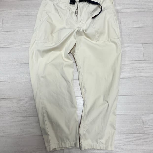 그라미치 루즈테이퍼드 팬츠 아이보리 M