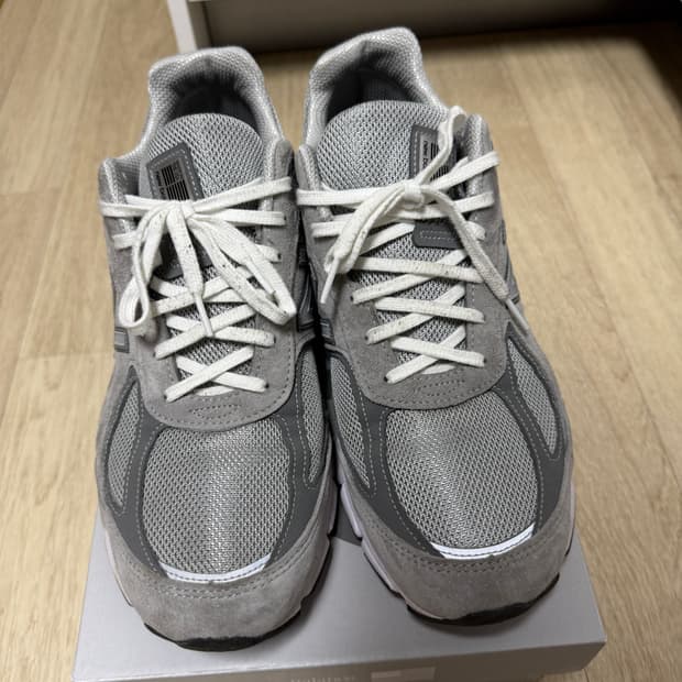 뉴발란스 990v4 11.5 295 사이즈