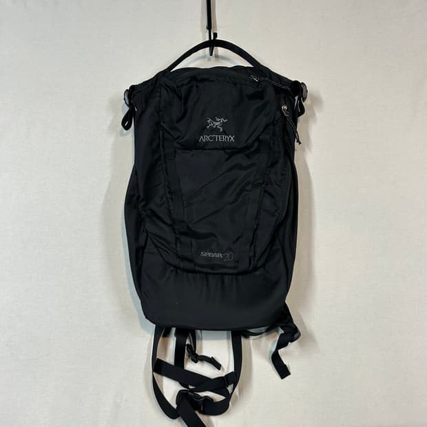 아크테릭스 Spear 20 블랙 백팩