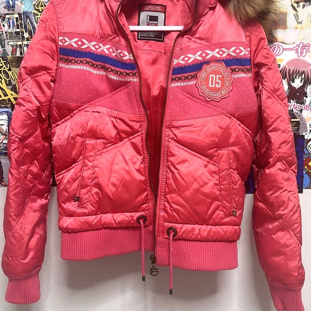 갸루 핫핑크 y2k 핀터깔 대장템 키치 일브 패딩 