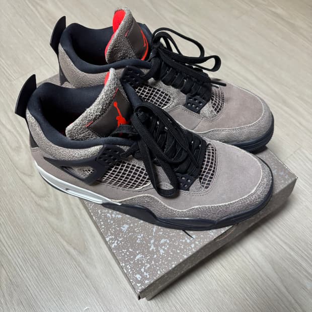 나이키 조던 4 토프 헤이즈