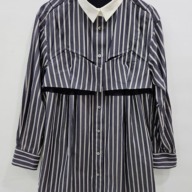 사카이 스트라이프 디테일 셔츠