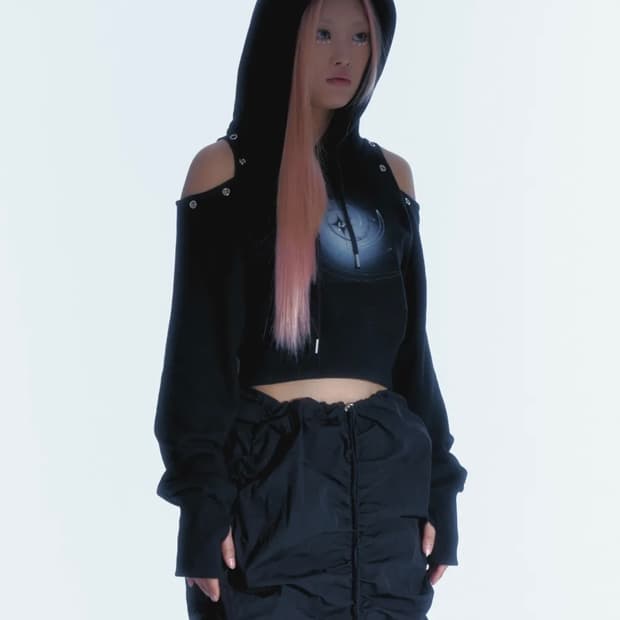 223 아일렛 슬림 크롭 후디