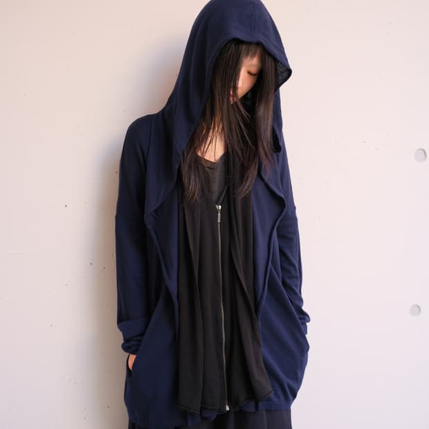 Drape wool hood zip-up