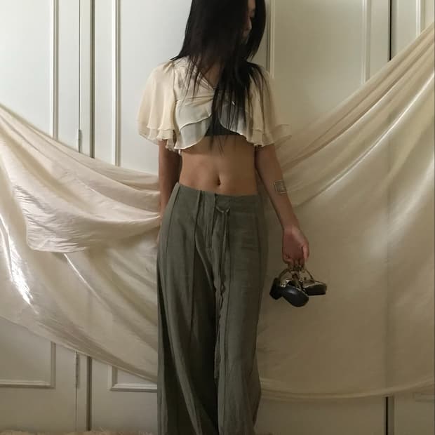 Khaki flutter pants