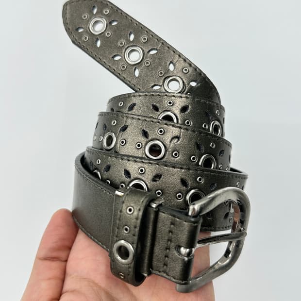 Vintage eyelet point belt