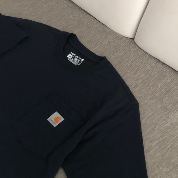 Carhartt basic shirt navy