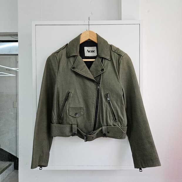아크네 스튜디오 스네이크 스킨 라이더 자켓 40