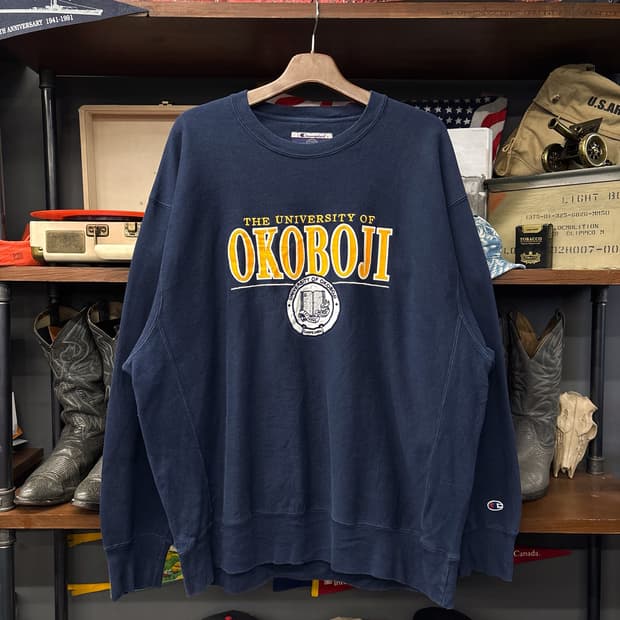 00s 챔피온 OKOBJI 유니버시티 스펠아웃 자수 스웻셔츠 N1221