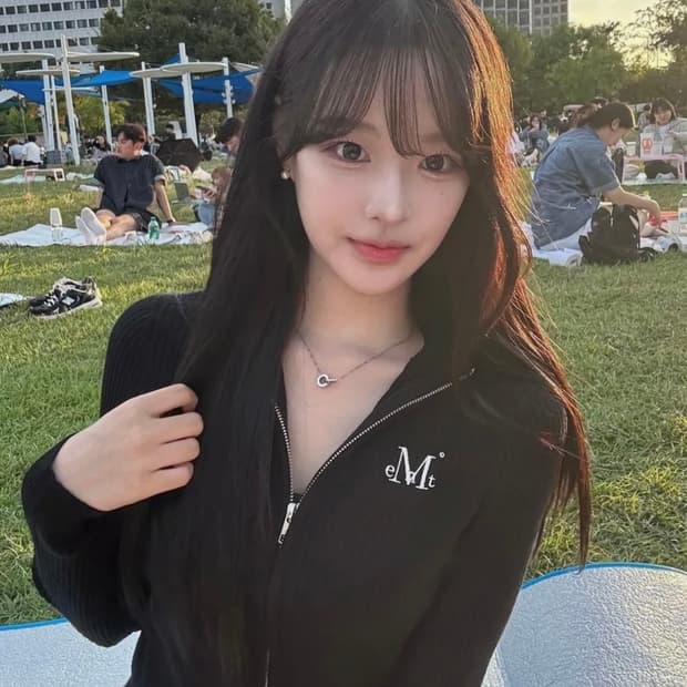 무센트 오키드 골지 크롭 니트 집업 블랙 (정가 4.5만원)