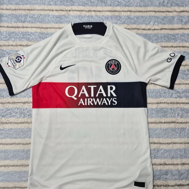 파리생제르망 어웨이 유니폼 이강인