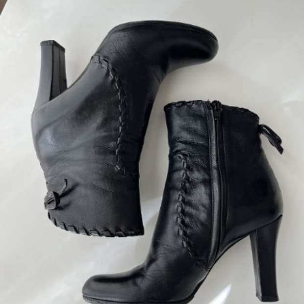 [정품] 크리스찬 디올 블랙 레더 하이탑 앵클 리본 부츠 235MM