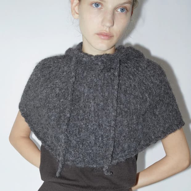 구해요) 팔로마울 마리나 후드케이프