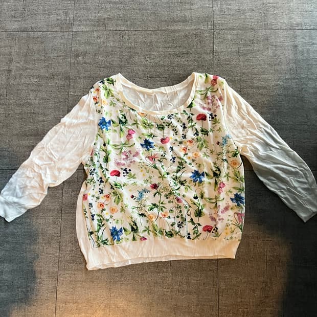 일본빈티지 Sunt 오리엔탈보헤미안 하구미모리걸 플라워 레이어드긴팔티셔츠