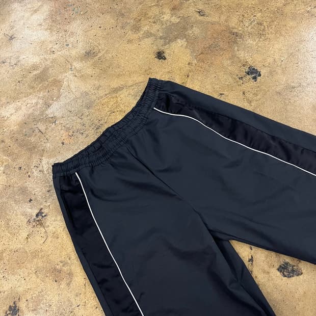 [정품/L] 나이키 블랙 트랙 바지 라인 포인트 b18