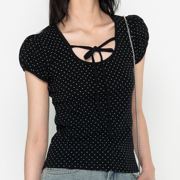 하이스쿨디스코  퍼프소매 도트 숏슬리브 블랙