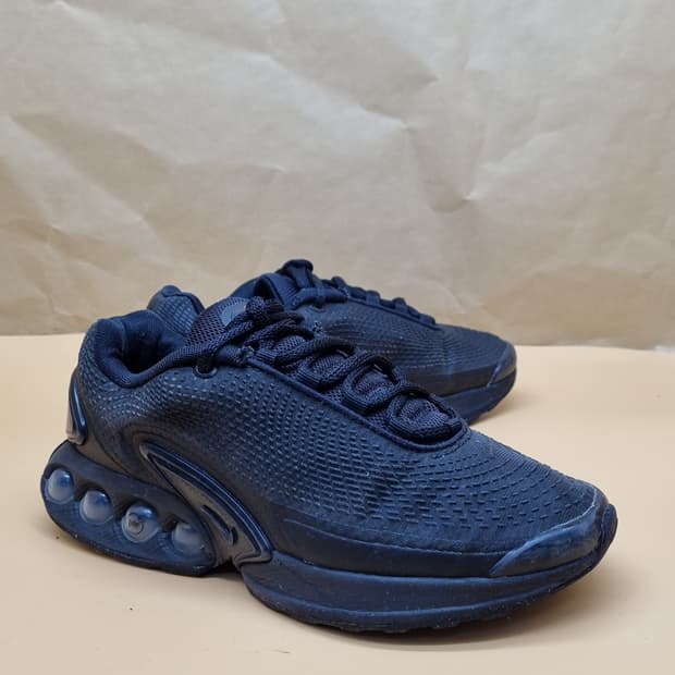 나이키 에어맥스 DN 블랙 여성운동화240 