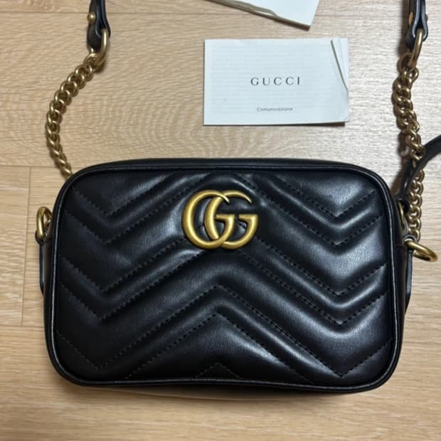 구찌 마몽 마틀라세 카메라백 미니 블랙 (정품)