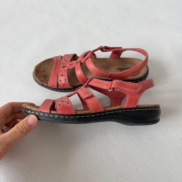 [7M]클락스(Clarks) 레더 샌들