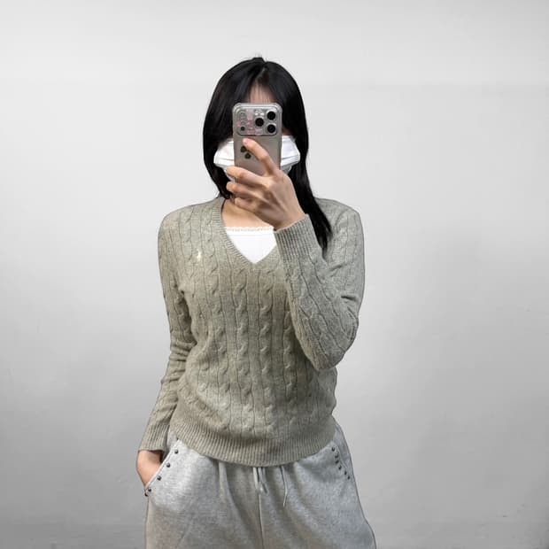 폴로 랄프로렌 포니 로고 브이넥 케이블 니트 그레이