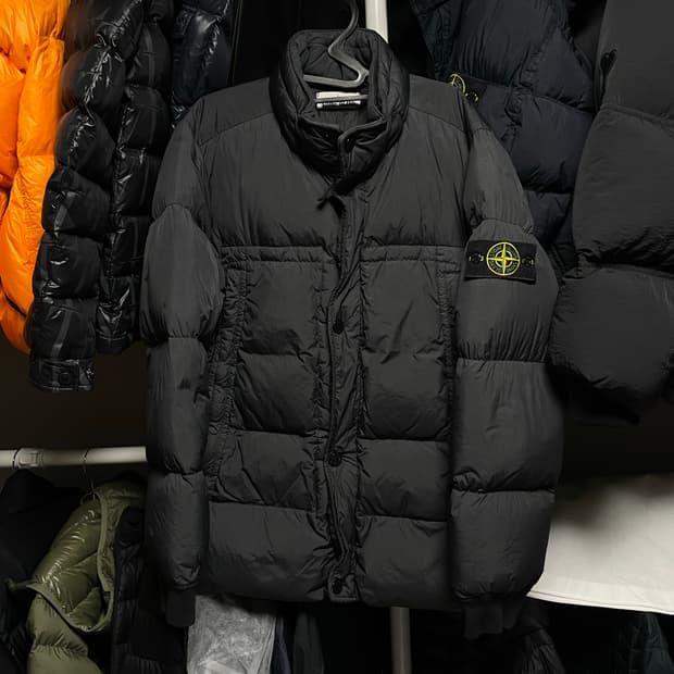 [M사이즈] 20FW 스톤아일랜드 크링클랩스 다운 패딩 자켓