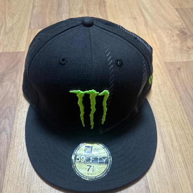 Fox x newera x monster