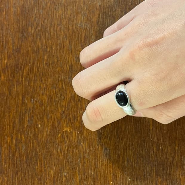 새상품 여성 신주 블랙 중앙원석 반지 