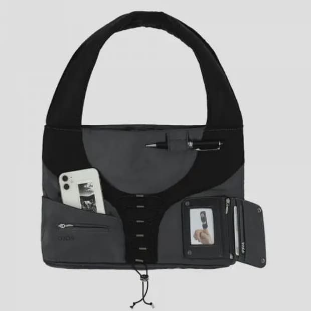 오호스 Wallet Shopper Middle Bag / Black