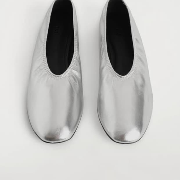 cos 코스 미니멀 레더 발레 플랫 새상품