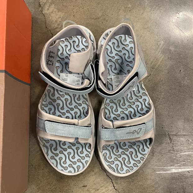 00‘s Nike ACG Strap Runner 2