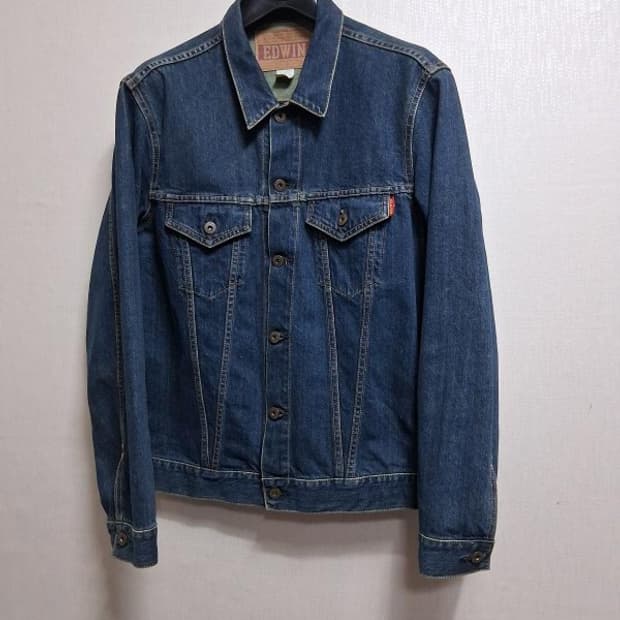 일본구제 EDWIN 에드윈 남성 빈티지청쟈켓 표기XL

원산지 일본산 에