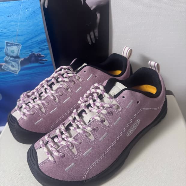 킨 재스퍼 스웨이드 운동화 라벤더 255mm 새거