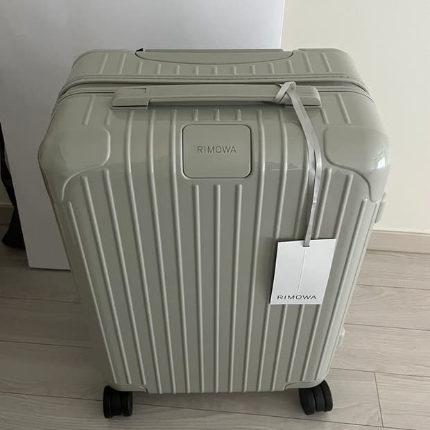 리모와 캐리어 캐빈 기내용