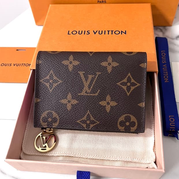 [S급/정품] 루이비통 리사 월릿 반지갑