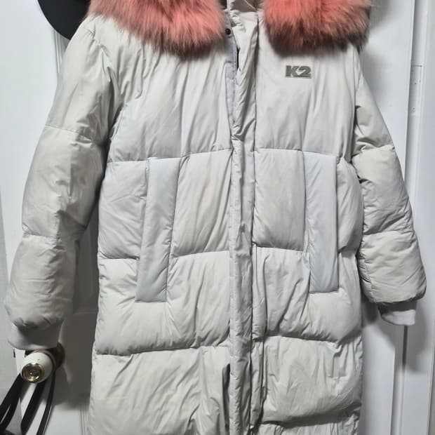 K2롱패딩 수지 아그네스 아이보리 폭스퍼 롱패딩 