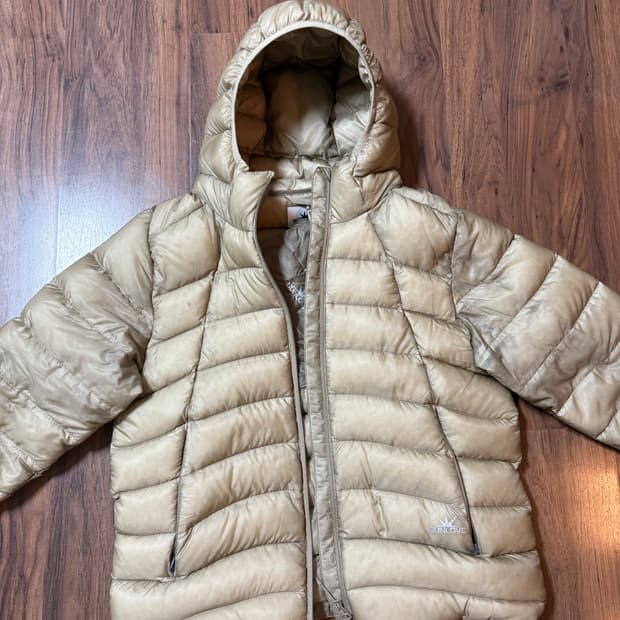 썬러브 경량패딩 스톤  S판매합니다