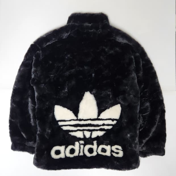 아디다스 슈퍼스타 퍼 자켓 XS